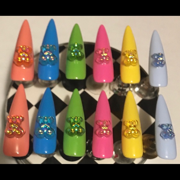 🧸Bearii Pretty Gummy bear Press on Nails🧸 - Picture 5 of 7